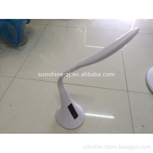 USB Rechargeable 5W LED Clip-On Desk Table Light